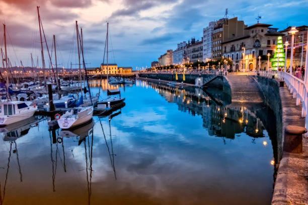Апартаменти Centro Gijon Cabrales 31 Екстер'єр фото